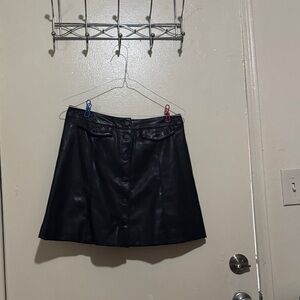 H&M Black Mini Skirt